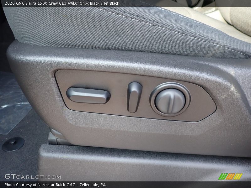 Onyx Black / Jet Black 2020 GMC Sierra 1500 Crew Cab 4WD