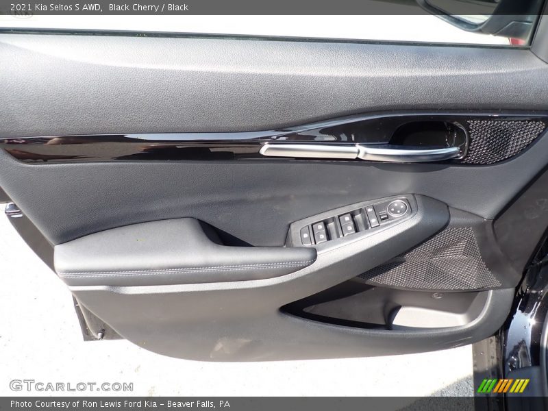 Black Cherry / Black 2021 Kia Seltos S AWD