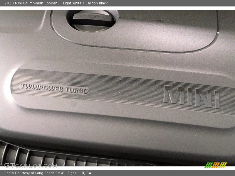 Light White / Carbon Black 2020 Mini Countryman Cooper S