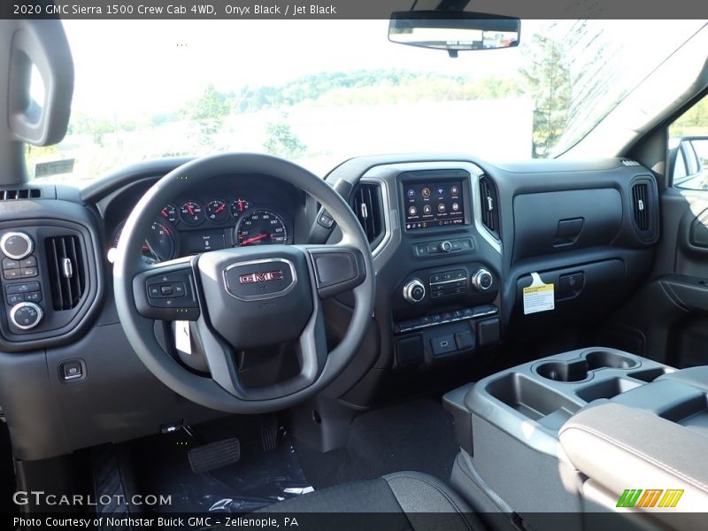 Dashboard of 2020 Sierra 1500 Crew Cab 4WD