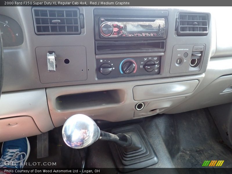 Red / Medium Graphite 2000 Ford F350 Super Duty XL Regular Cab 4x4