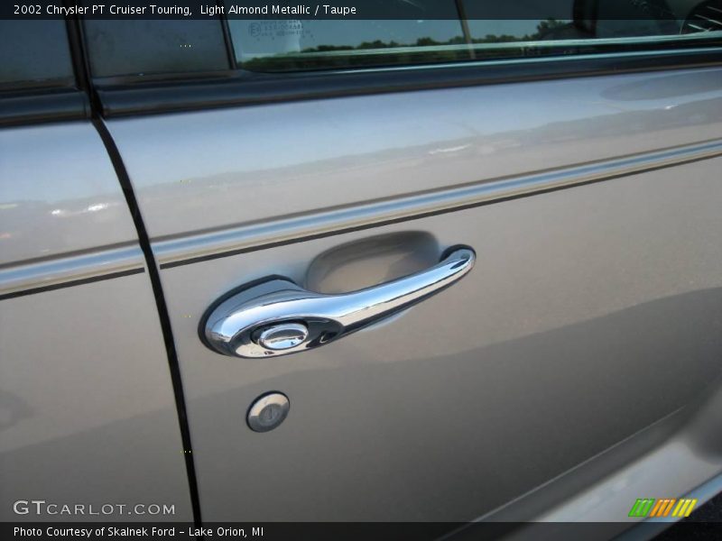 Light Almond Metallic / Taupe 2002 Chrysler PT Cruiser Touring