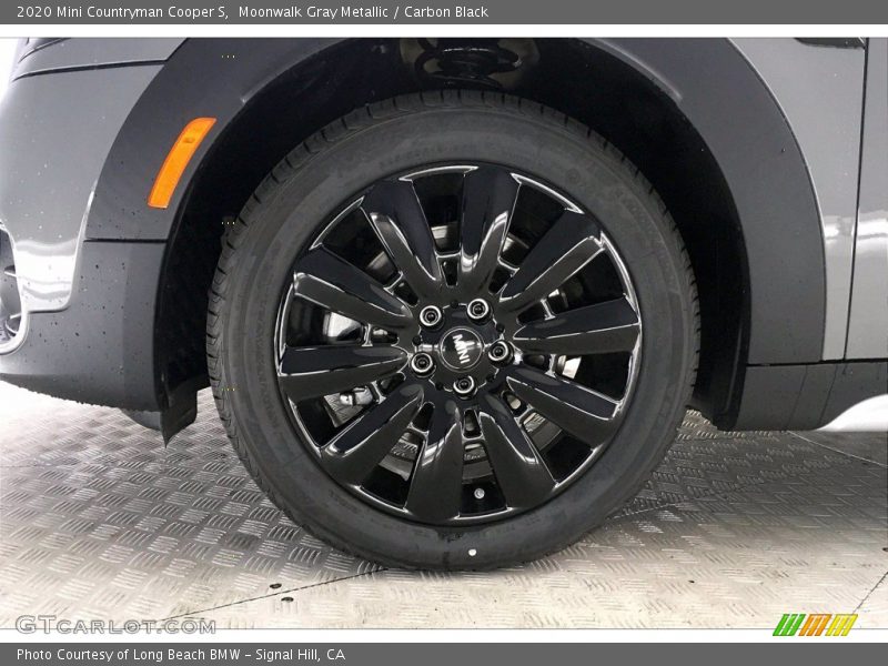 Moonwalk Gray Metallic / Carbon Black 2020 Mini Countryman Cooper S