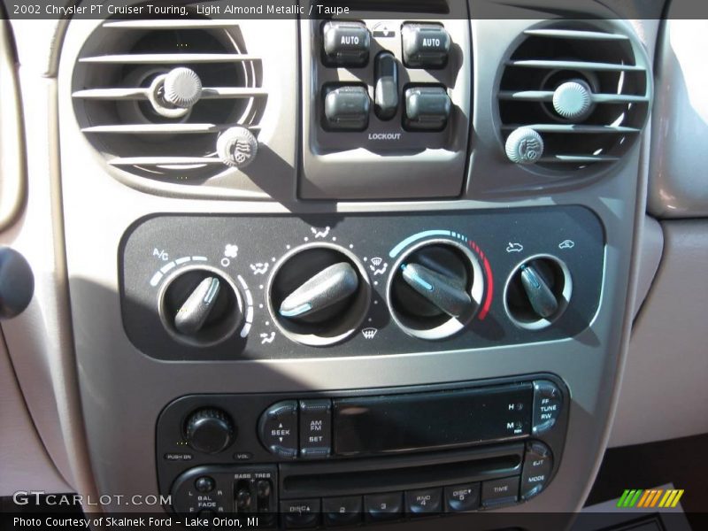 Light Almond Metallic / Taupe 2002 Chrysler PT Cruiser Touring