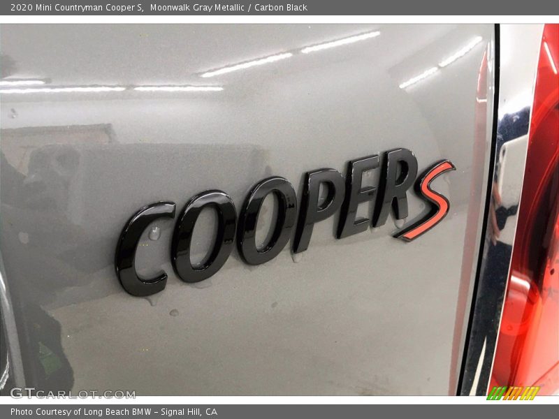 Moonwalk Gray Metallic / Carbon Black 2020 Mini Countryman Cooper S