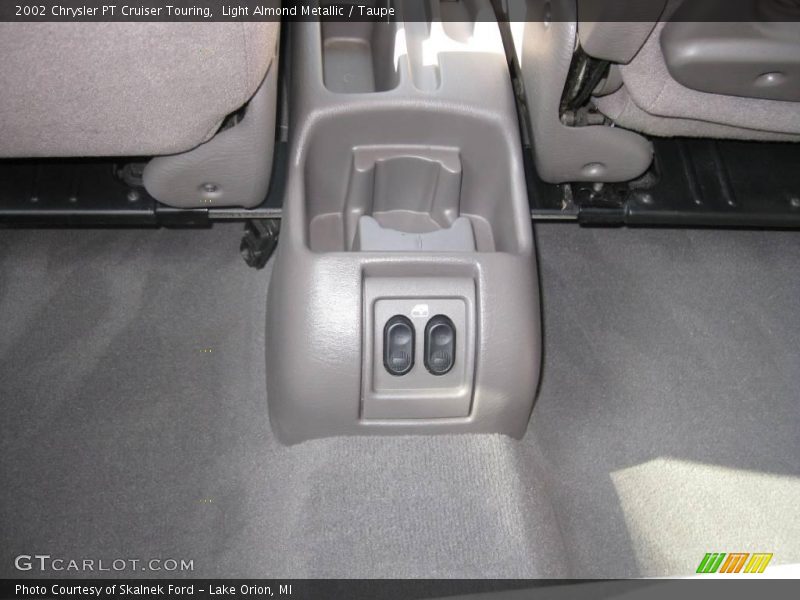 Light Almond Metallic / Taupe 2002 Chrysler PT Cruiser Touring