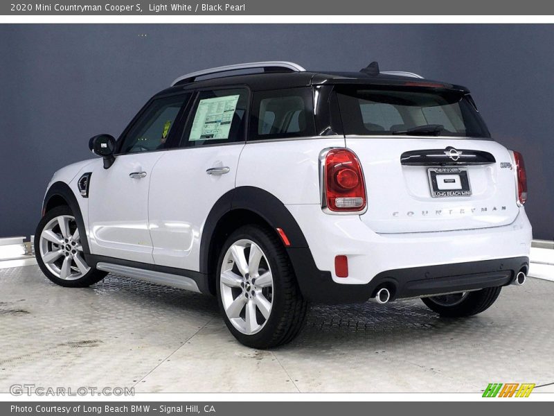 Light White / Black Pearl 2020 Mini Countryman Cooper S