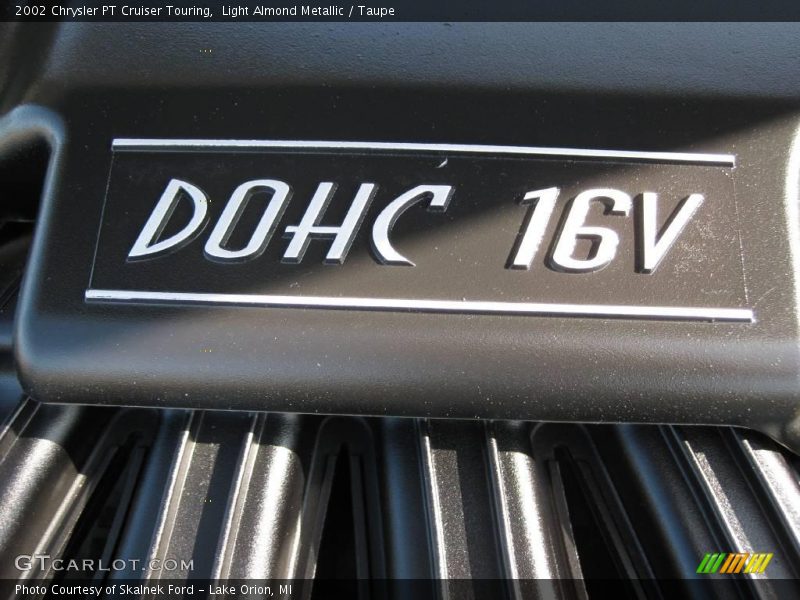 Light Almond Metallic / Taupe 2002 Chrysler PT Cruiser Touring