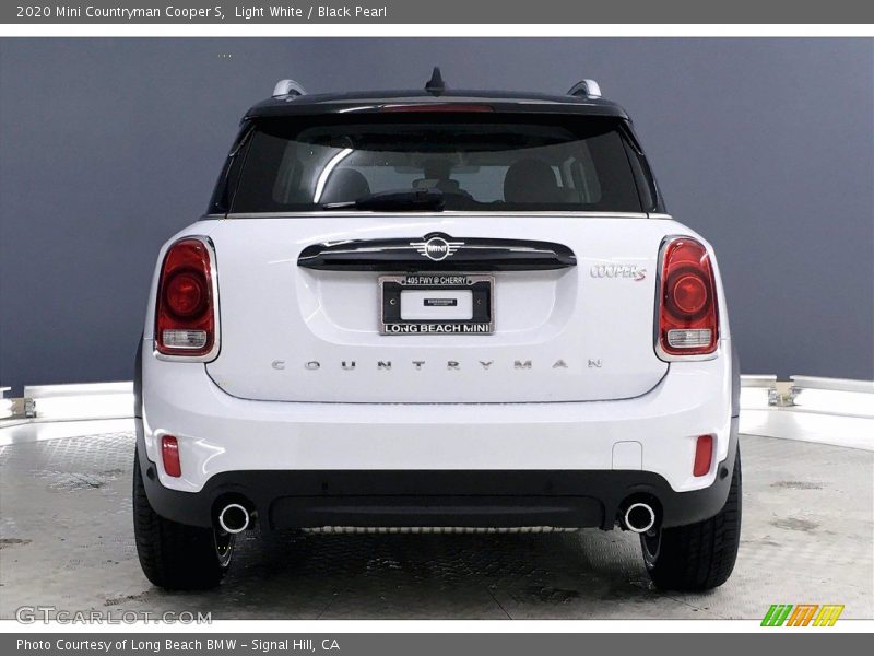Light White / Black Pearl 2020 Mini Countryman Cooper S