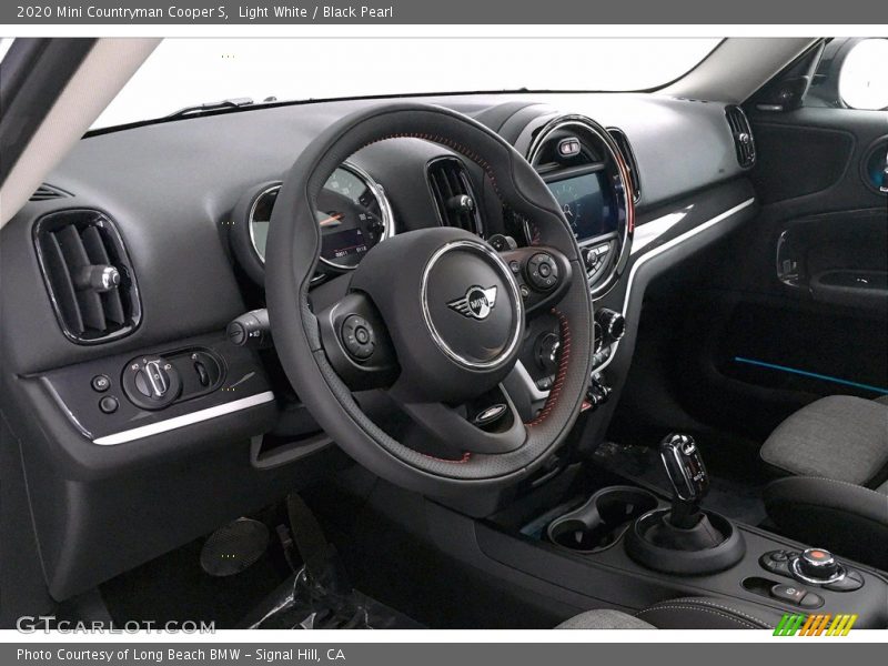 Light White / Black Pearl 2020 Mini Countryman Cooper S