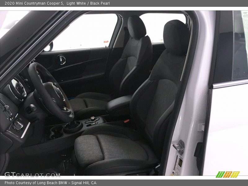 Front Seat of 2020 Countryman Cooper S