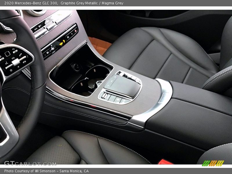 Graphite Grey Metallic / Magma Grey 2020 Mercedes-Benz GLC 300