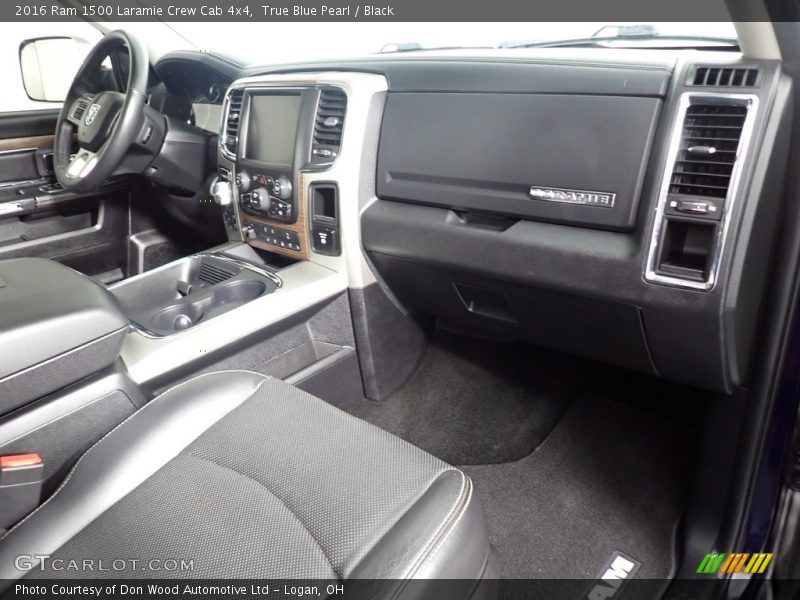  2016 1500 Laramie Crew Cab 4x4 Black Interior