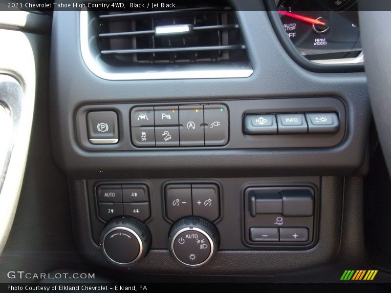Black / Jet Black 2021 Chevrolet Tahoe High Country 4WD