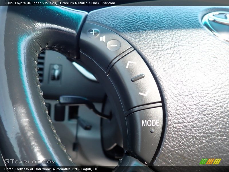 Titanium Metallic / Dark Charcoal 2005 Toyota 4Runner SR5 4x4