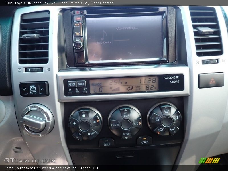 Titanium Metallic / Dark Charcoal 2005 Toyota 4Runner SR5 4x4