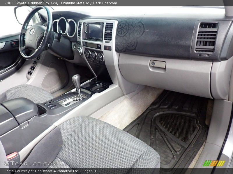 Titanium Metallic / Dark Charcoal 2005 Toyota 4Runner SR5 4x4