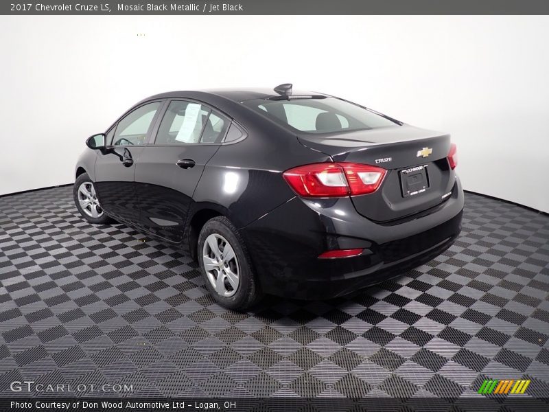 Mosaic Black Metallic / Jet Black 2017 Chevrolet Cruze LS