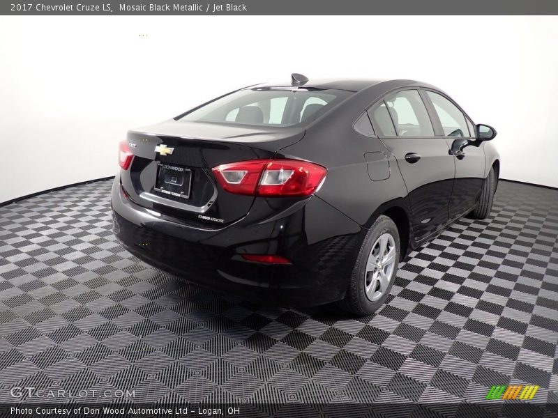 Mosaic Black Metallic / Jet Black 2017 Chevrolet Cruze LS