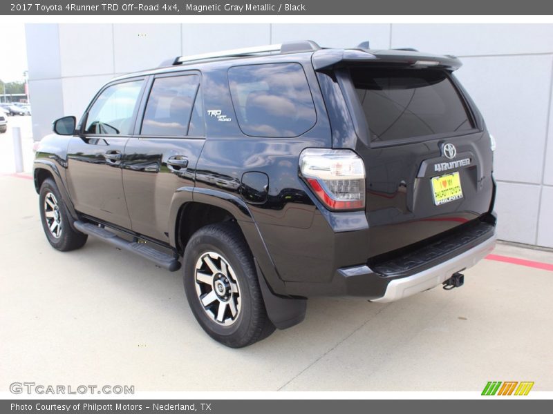 Magnetic Gray Metallic / Black 2017 Toyota 4Runner TRD Off-Road 4x4