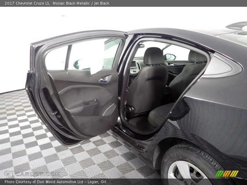 Mosaic Black Metallic / Jet Black 2017 Chevrolet Cruze LS