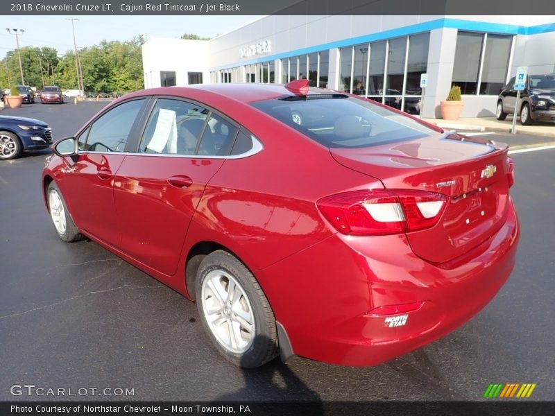 Cajun Red Tintcoat / Jet Black 2018 Chevrolet Cruze LT