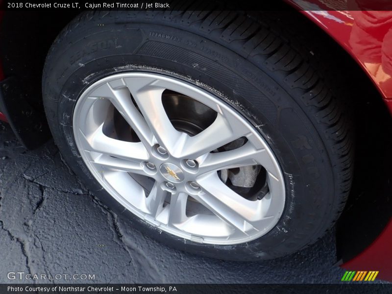 Cajun Red Tintcoat / Jet Black 2018 Chevrolet Cruze LT