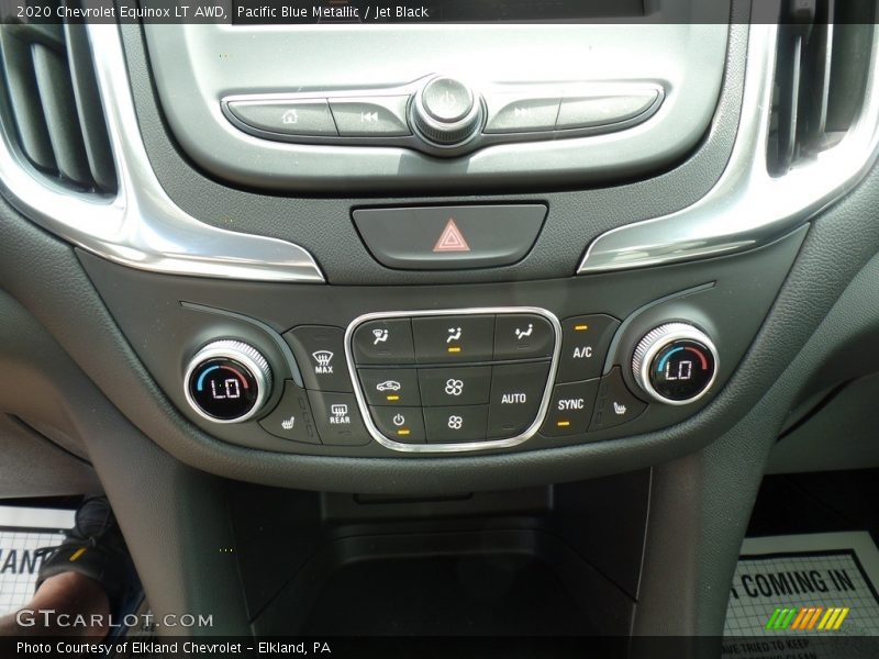 Pacific Blue Metallic / Jet Black 2020 Chevrolet Equinox LT AWD