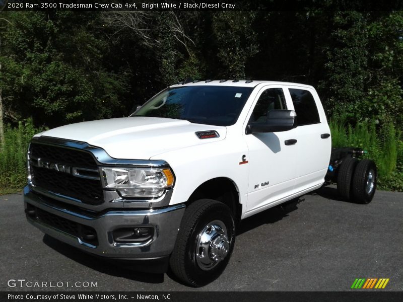 Bright White / Black/Diesel Gray 2020 Ram 3500 Tradesman Crew Cab 4x4