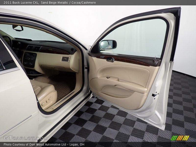 Sand Beige Metallic / Cocoa/Cashmere 2011 Buick Lucerne CXL