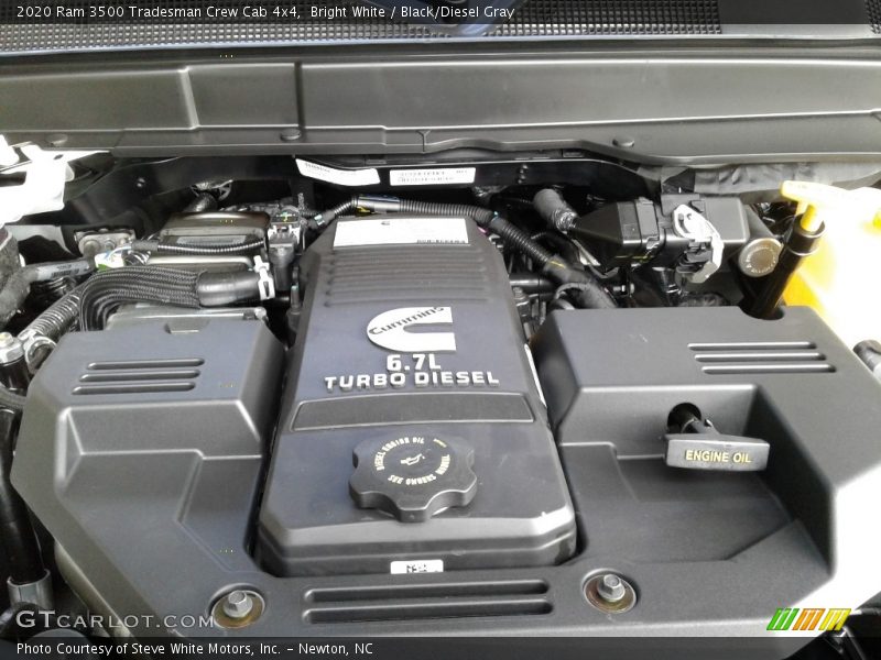 Bright White / Black/Diesel Gray 2020 Ram 3500 Tradesman Crew Cab 4x4