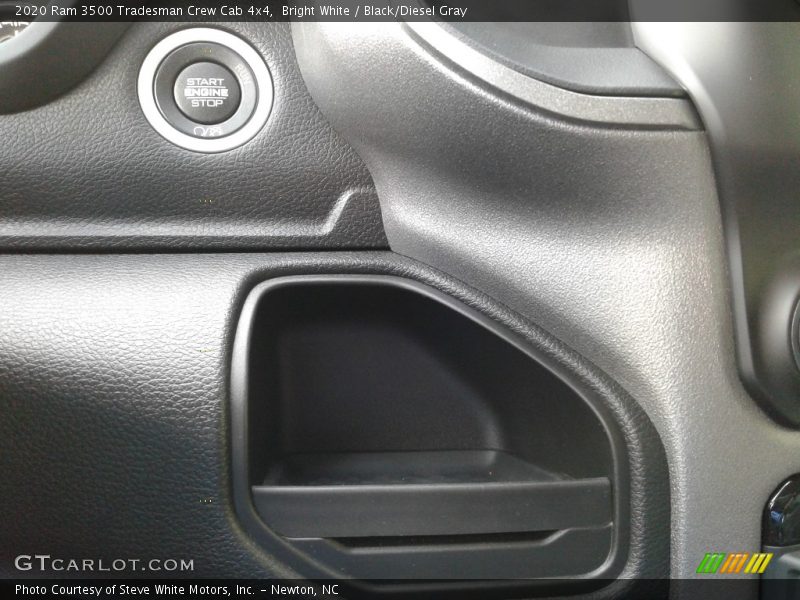 Bright White / Black/Diesel Gray 2020 Ram 3500 Tradesman Crew Cab 4x4