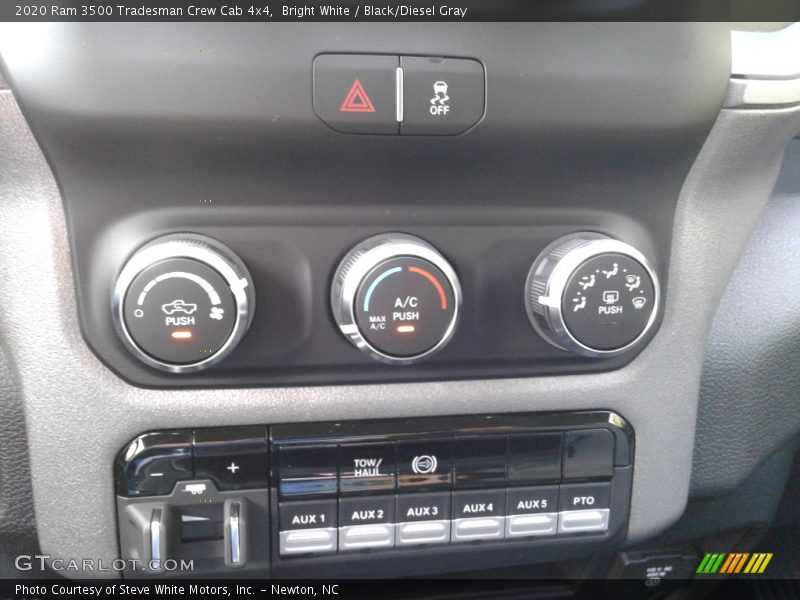 Bright White / Black/Diesel Gray 2020 Ram 3500 Tradesman Crew Cab 4x4