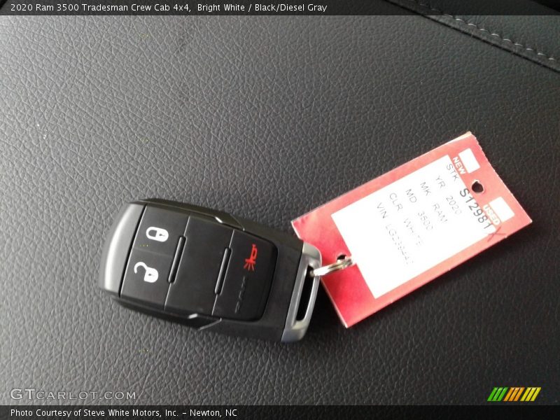 Bright White / Black/Diesel Gray 2020 Ram 3500 Tradesman Crew Cab 4x4