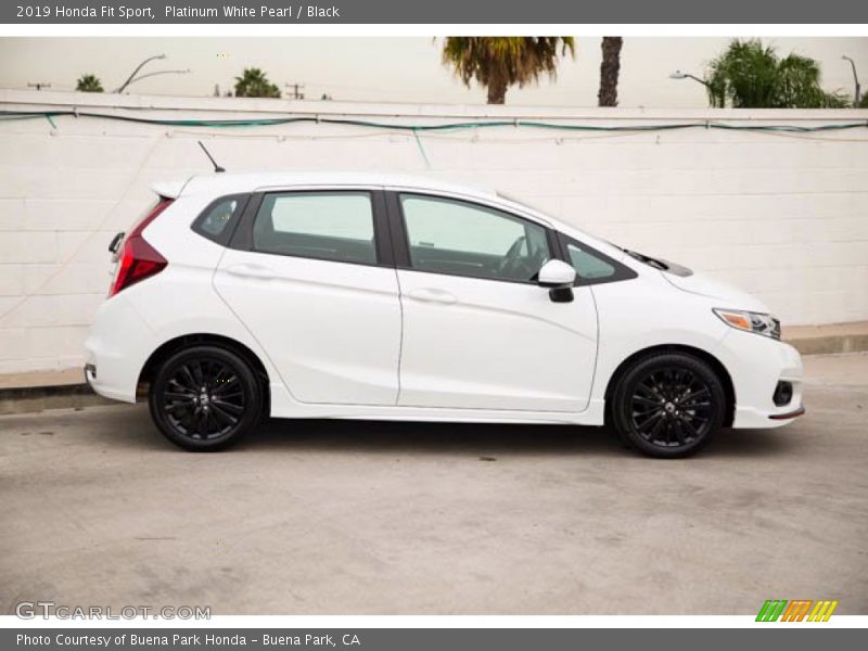 Platinum White Pearl / Black 2019 Honda Fit Sport