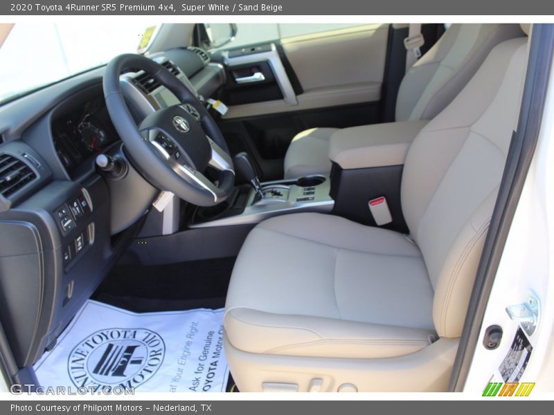 Super White / Sand Beige 2020 Toyota 4Runner SR5 Premium 4x4