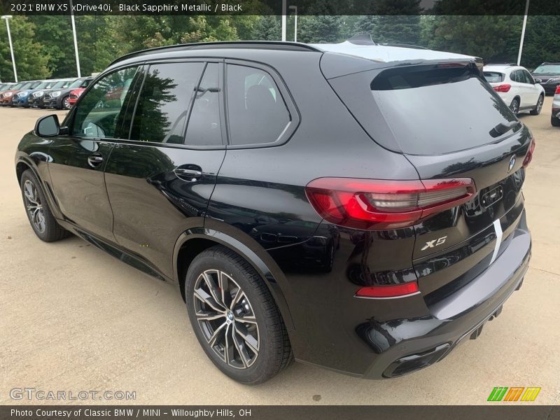 Black Sapphire Metallic / Black 2021 BMW X5 xDrive40i