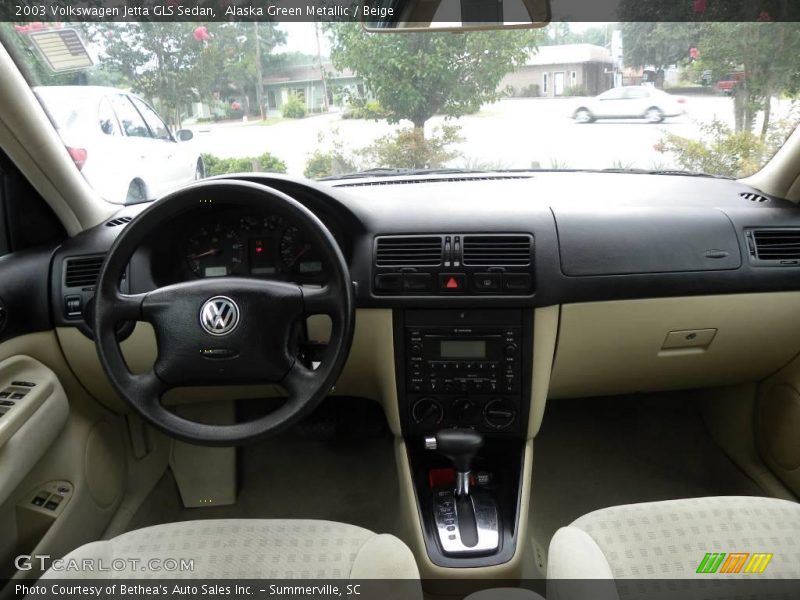 Alaska Green Metallic / Beige 2003 Volkswagen Jetta GLS Sedan