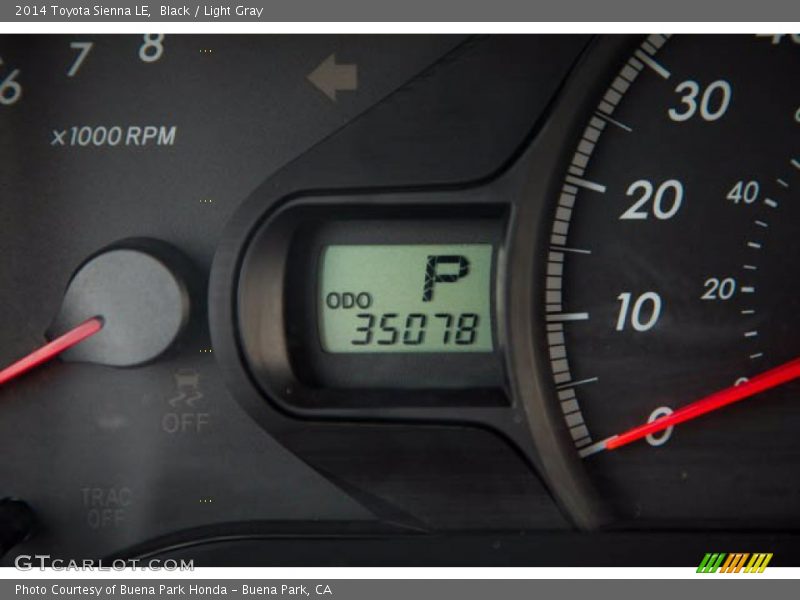 Black / Light Gray 2014 Toyota Sienna LE
