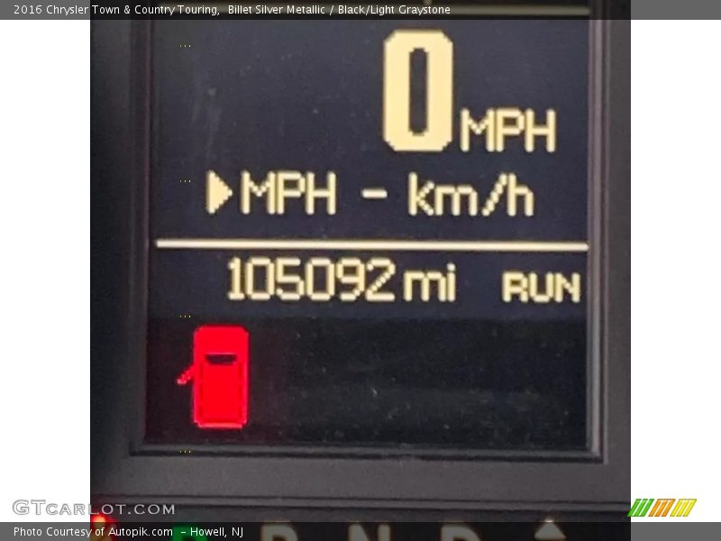 Billet Silver Metallic / Black/Light Graystone 2016 Chrysler Town & Country Touring