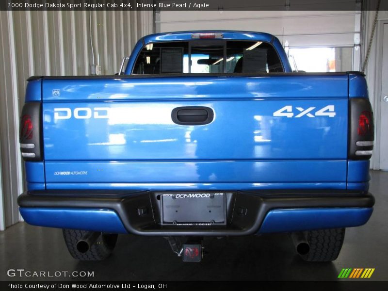 Intense Blue Pearl / Agate 2000 Dodge Dakota Sport Regular Cab 4x4