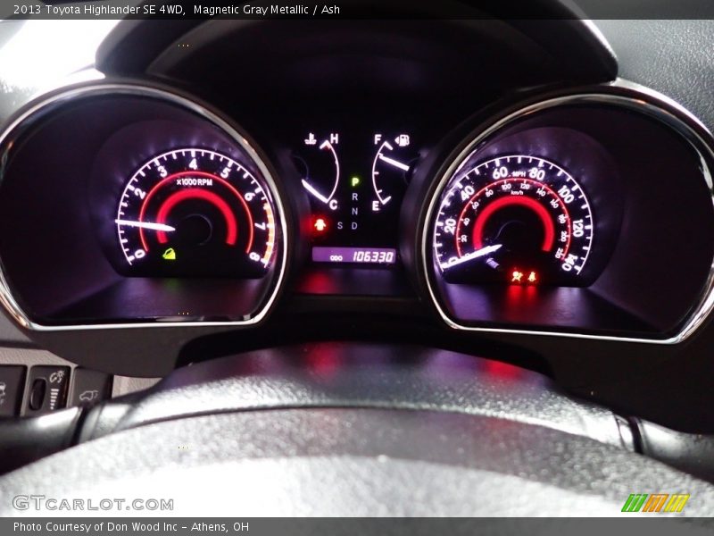 Magnetic Gray Metallic / Ash 2013 Toyota Highlander SE 4WD