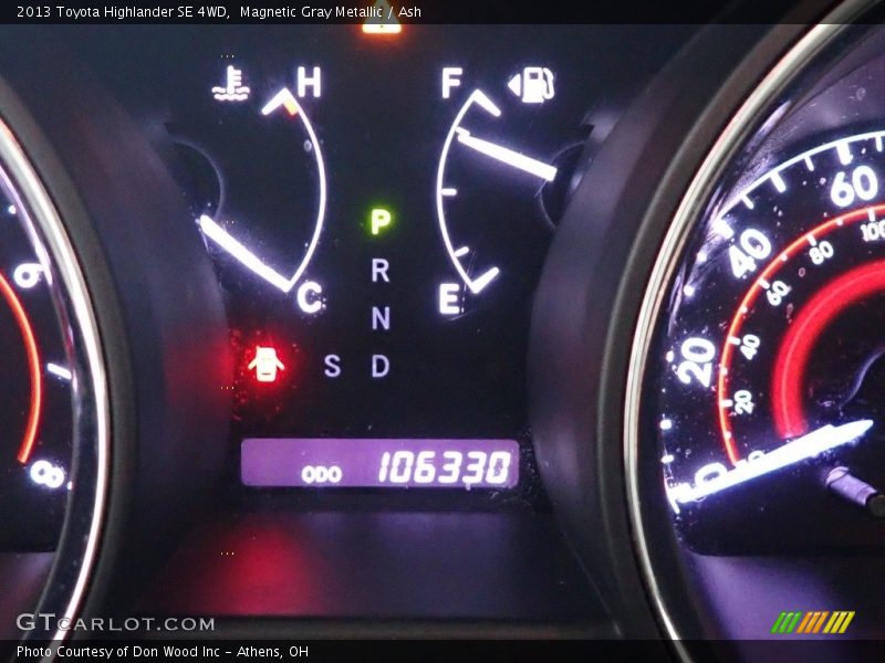 Magnetic Gray Metallic / Ash 2013 Toyota Highlander SE 4WD