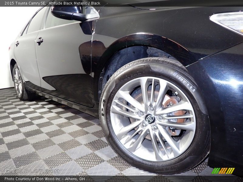 Attitude Black Metallic / Black 2015 Toyota Camry SE