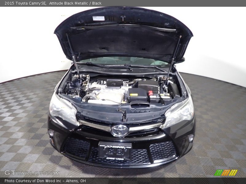 Attitude Black Metallic / Black 2015 Toyota Camry SE