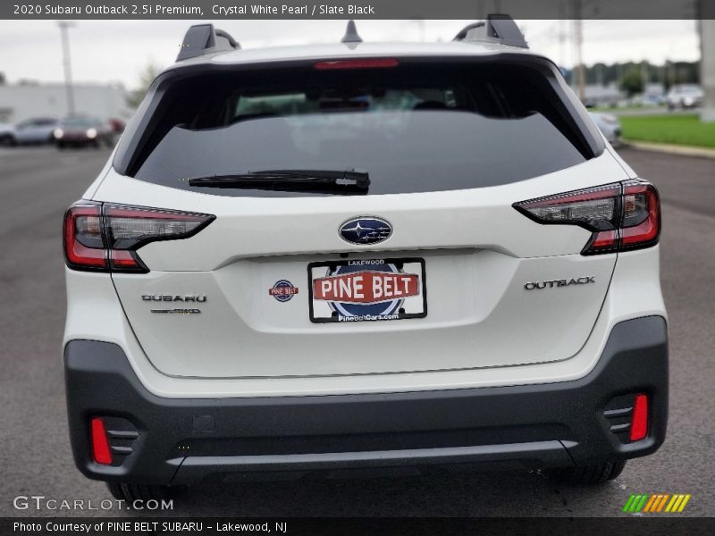 Crystal White Pearl / Slate Black 2020 Subaru Outback 2.5i Premium