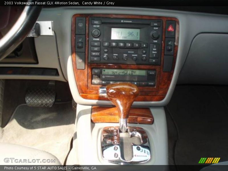 Candy White / Grey 2003 Volkswagen Passat GLX 4Motion Sedan