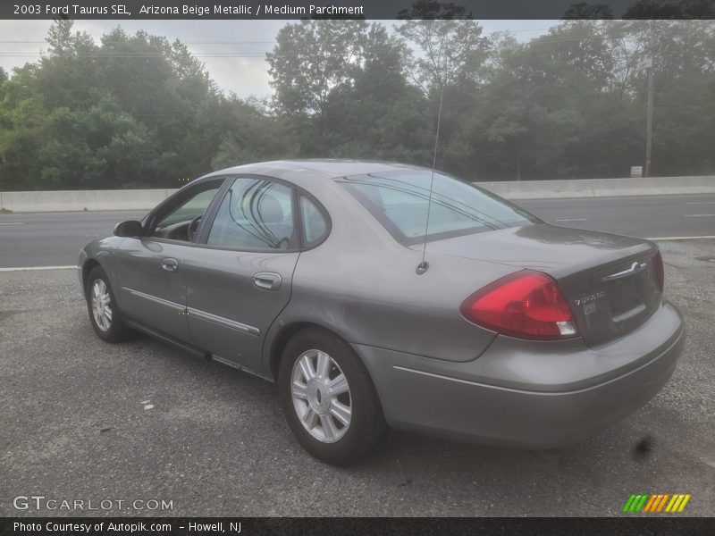Arizona Beige Metallic / Medium Parchment 2003 Ford Taurus SEL