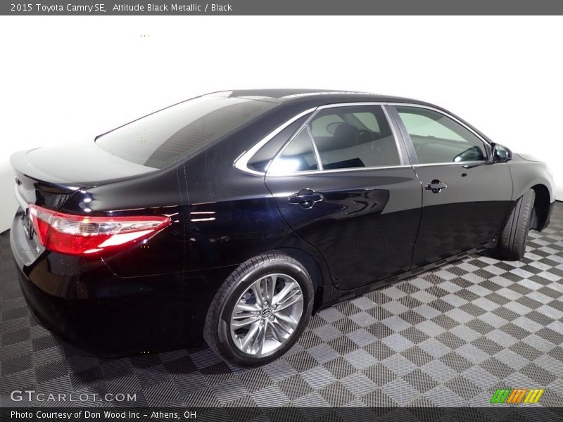 Attitude Black Metallic / Black 2015 Toyota Camry SE