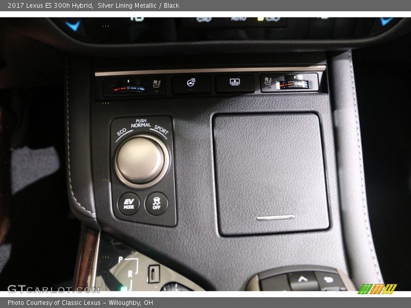 Silver Lining Metallic / Black 2017 Lexus ES 300h Hybrid